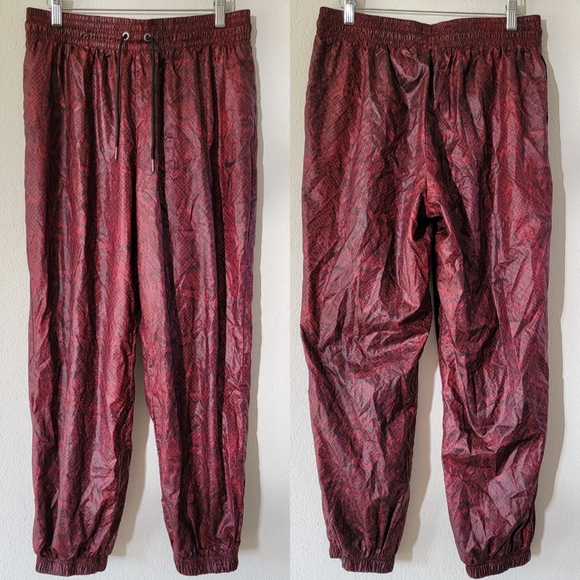 NIKE Python Print Jogger Pants In Burgundy M. - Picture 2 of 9